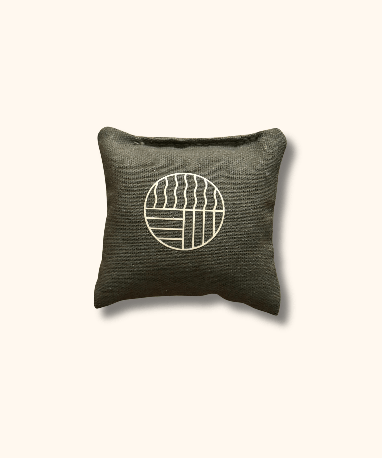 The Cedarwood Sachet - Embrace The Heat